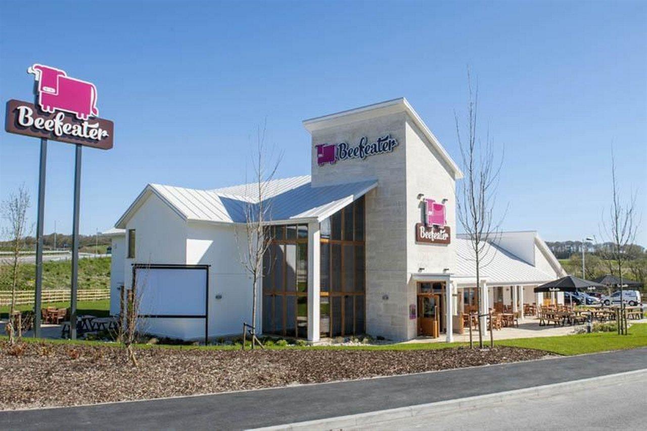 Premier Inn Premier Inn ウェーマス エクステリア 写真